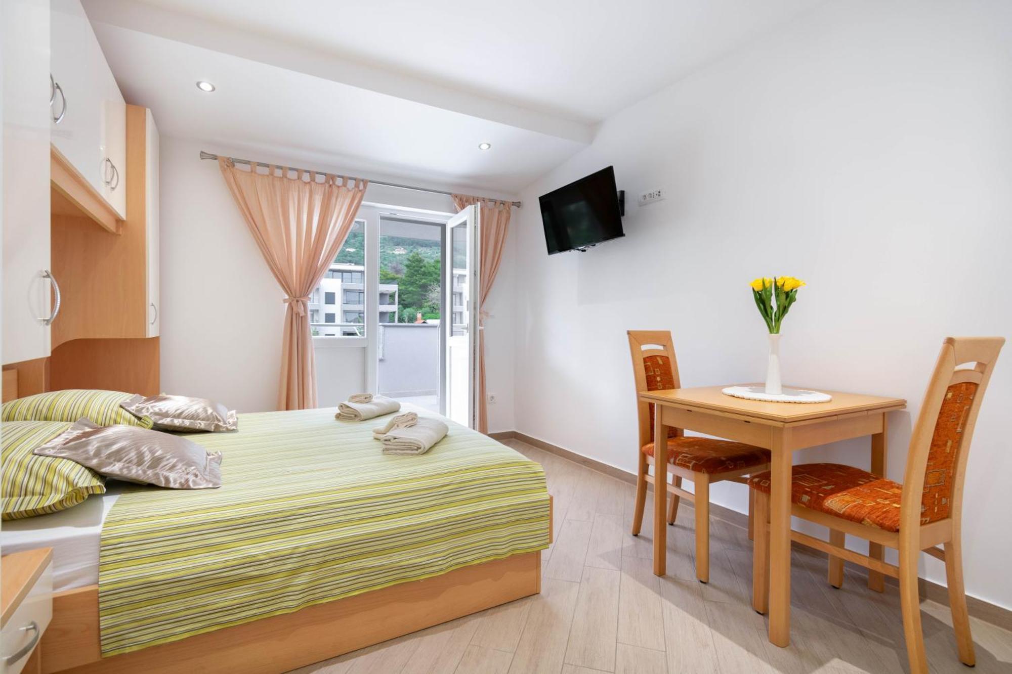 מאקרסקה Studio Apartmani Dora מראה חיצוני תמונה
