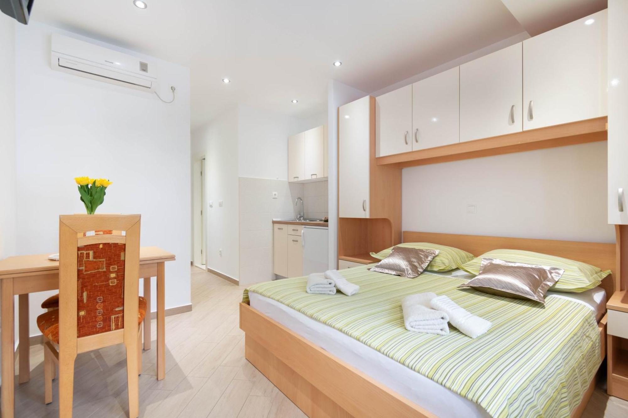 מאקרסקה Studio Apartmani Dora מראה חיצוני תמונה